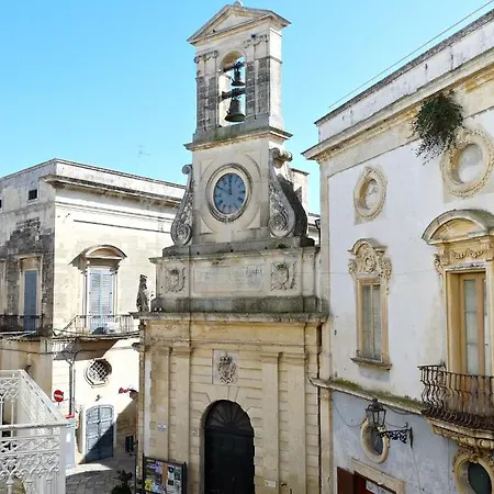 Oda ve Kahvaltı Palazzo Taddeo Galatina